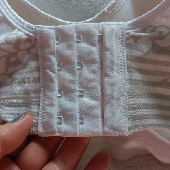 NWOT Breezies QVC white bra - Picture 4 of 5